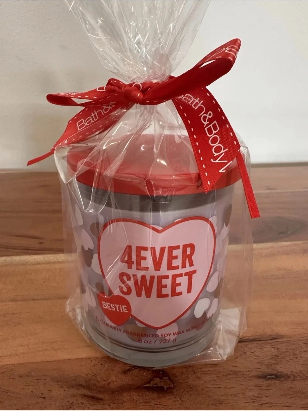 Bath & Body Works: Exclusive 8 Oz Sweethearts 4Ever Sweet Single Wick Candle - Picture 5 of 5